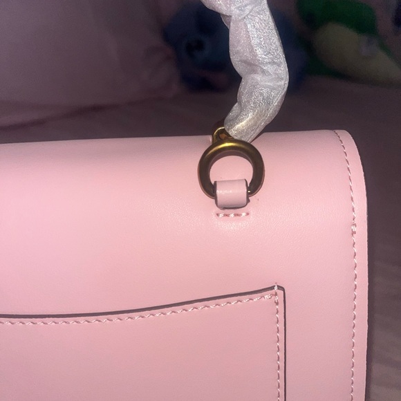 ( SOLD) Coach Parker Tea Rose twistlock bag - Picture 3 of 5
